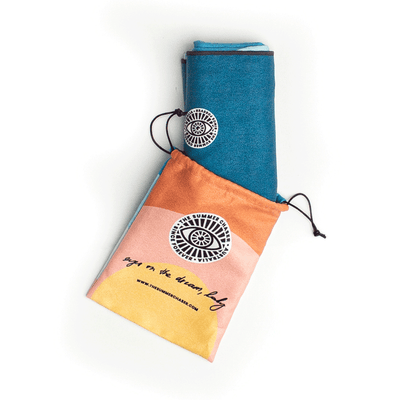 Travel towel with matching pouch - The Summer Chaser
